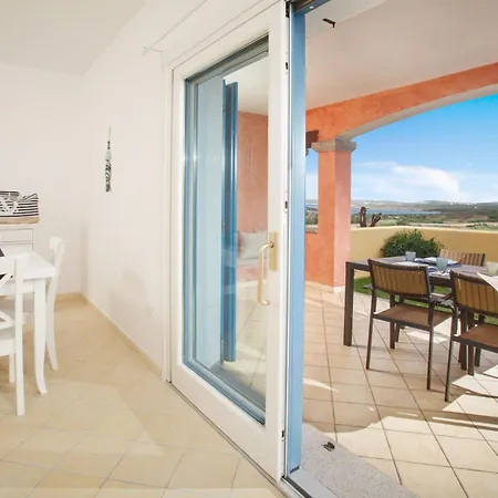 Daire Bilancia Iv 30' Porto Cervo, Private Garden & Sea View