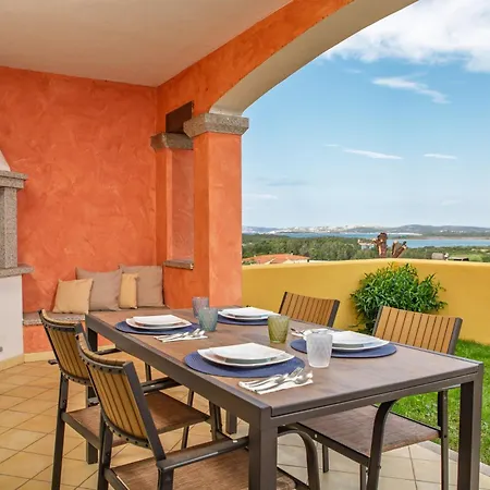Bilancia Iv 30' Porto Cervo, Private Garden & Sea View アパート *