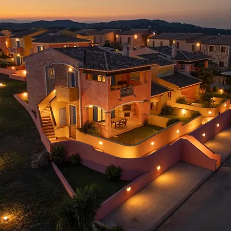 Bilancia Iv 30' Porto Cervo, Private Garden & Sea View アパート