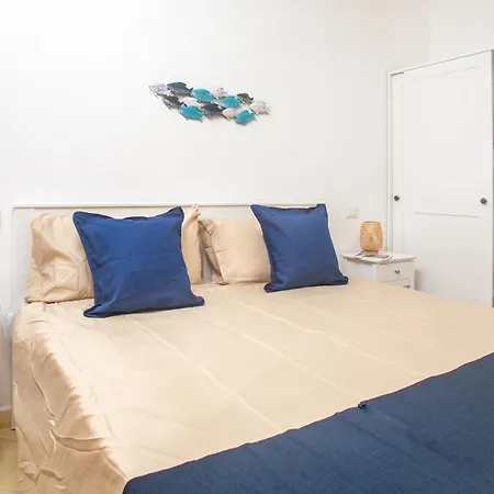 Bilancia Iv - - 6 Guests - Free Parking & Sea View *